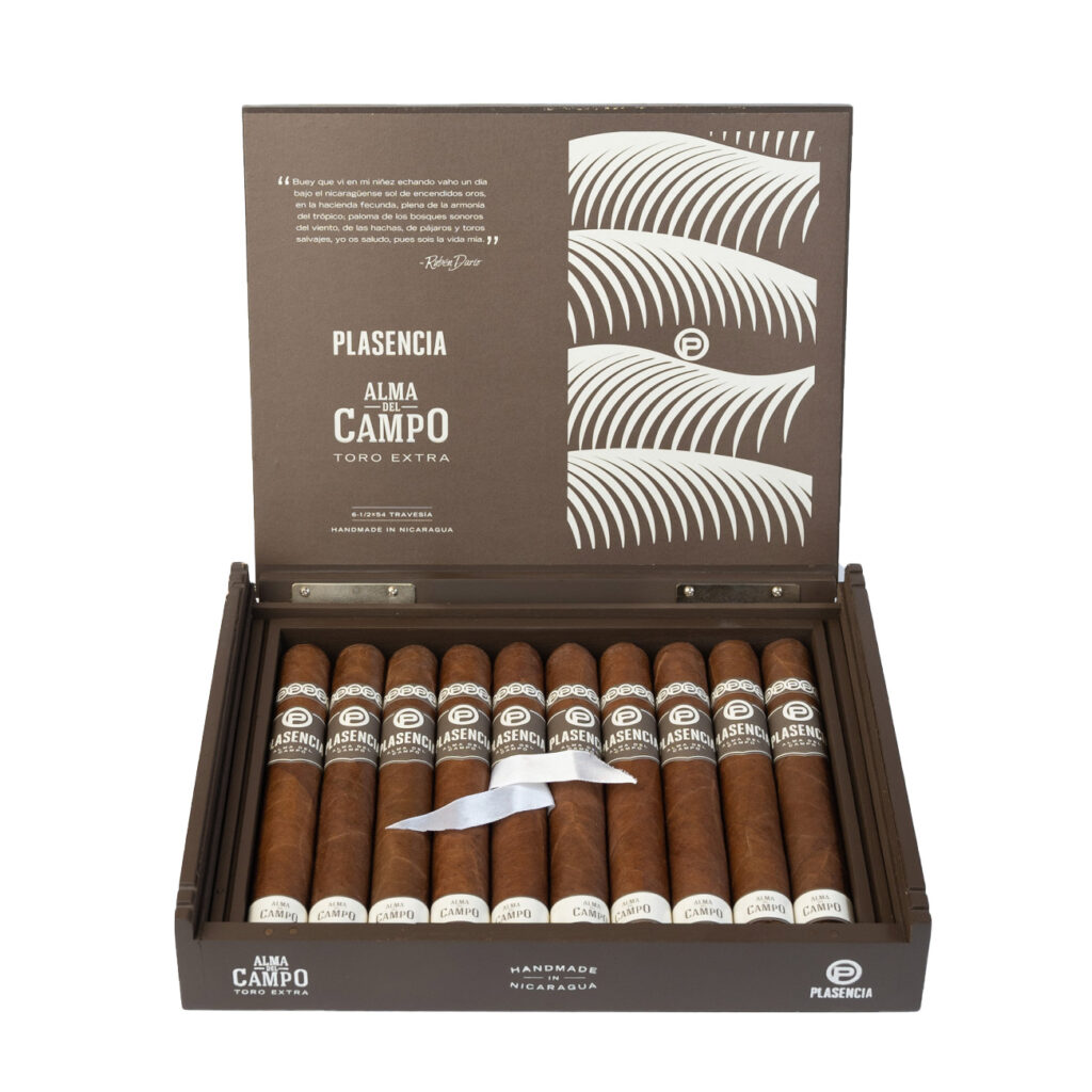 Plasencia Alma del Campo Toro Extra Cigars, elegant packaging.