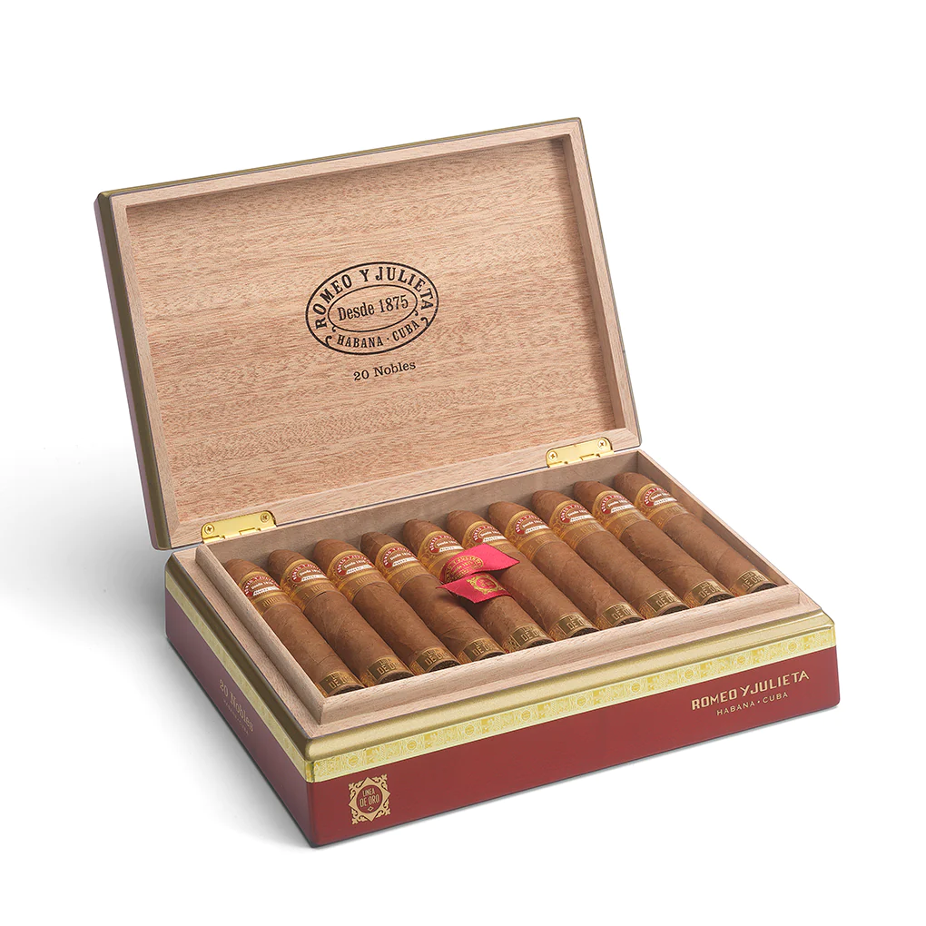 Romeo y Julieta Habanos, Cuban cigars in elegant wooden box.